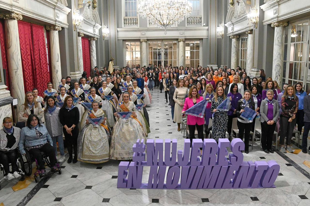 巴伦西亚庆祝 8M 国际妇女节，并举办 2024 年第一届妇女与体育论坛